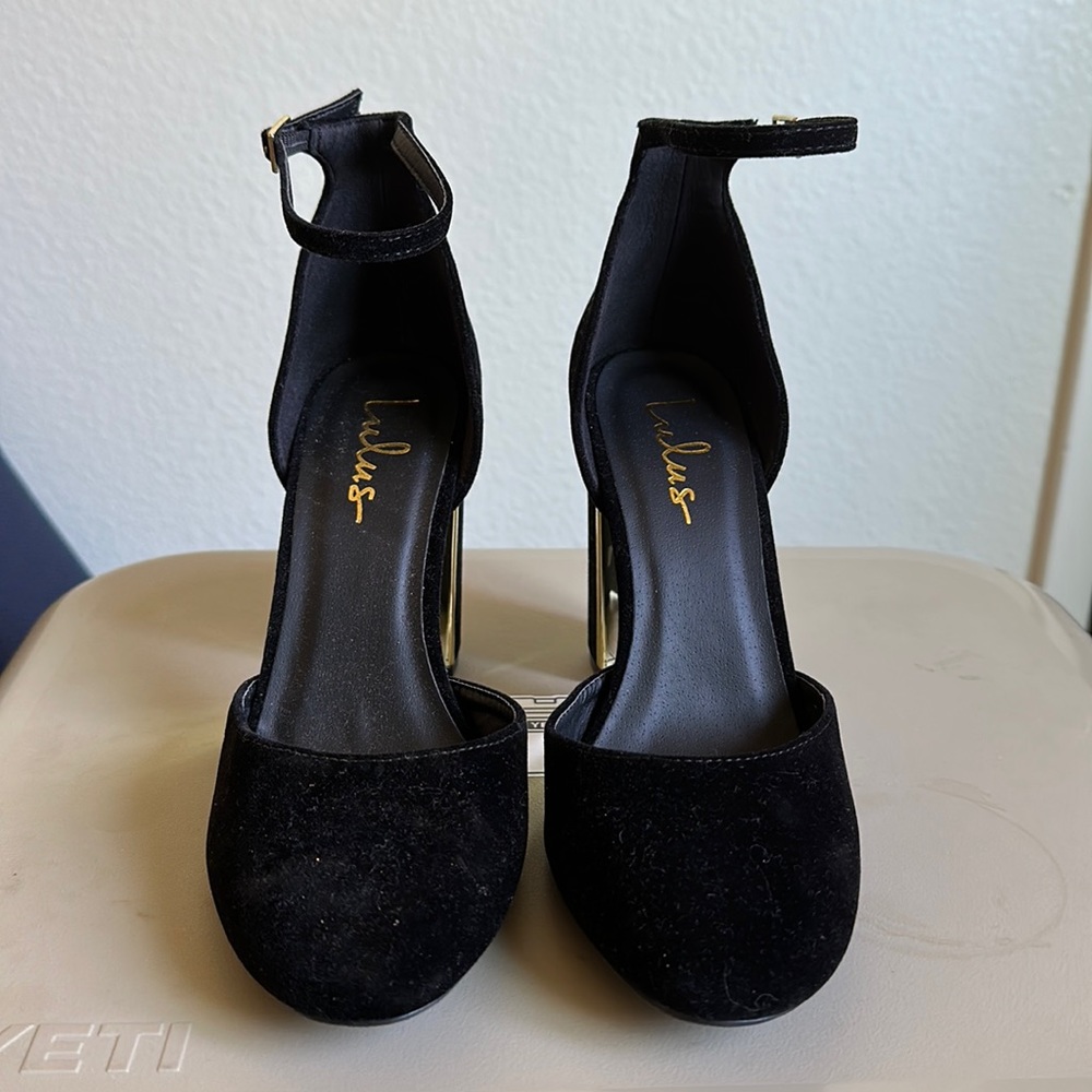 Lulu’s Black Mary Jane Heels